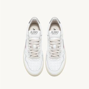 AUTRY medalist low sneaker